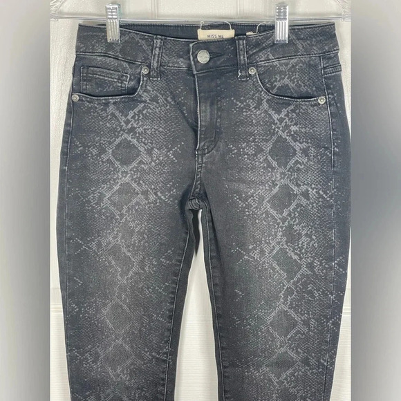 🖤 Miss Me Denim Python Skinny Jeans Black Size 26 - Picture 6 of 12